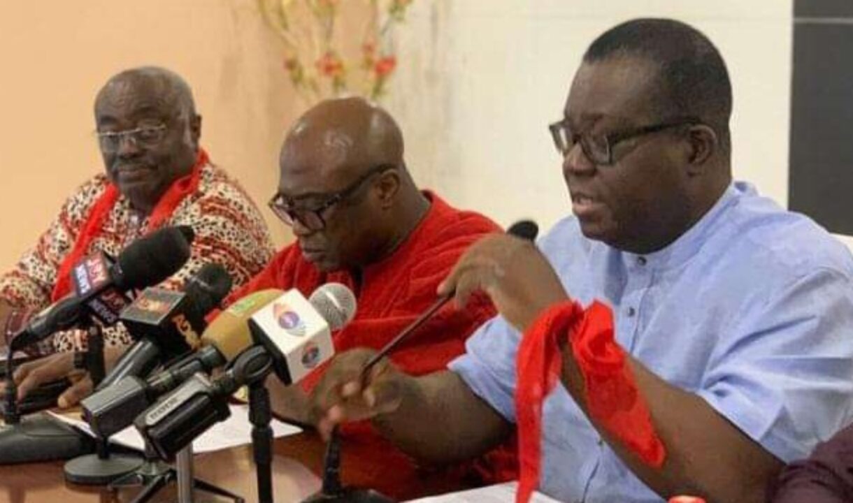 MORE WAHALA FOR AKUFO-ADDO ‘s Gov’t…as Teacher unions declare nationwide strike due to non-payment of COLA