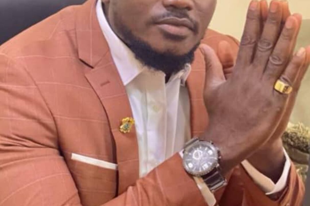  Stop business transaction in dollars locally- NPP activist tells Economic Management Team