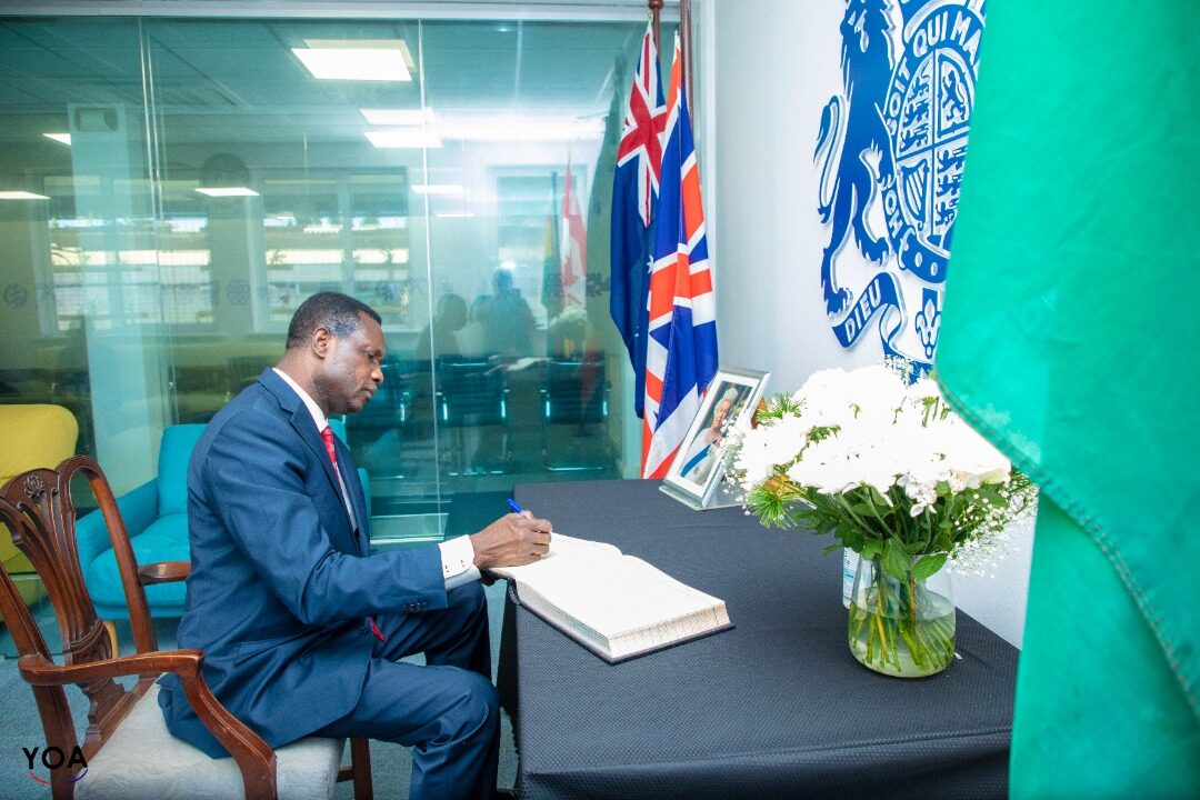 Dr Adutwum signs book of condolence in memory of Queen Elizabeth II