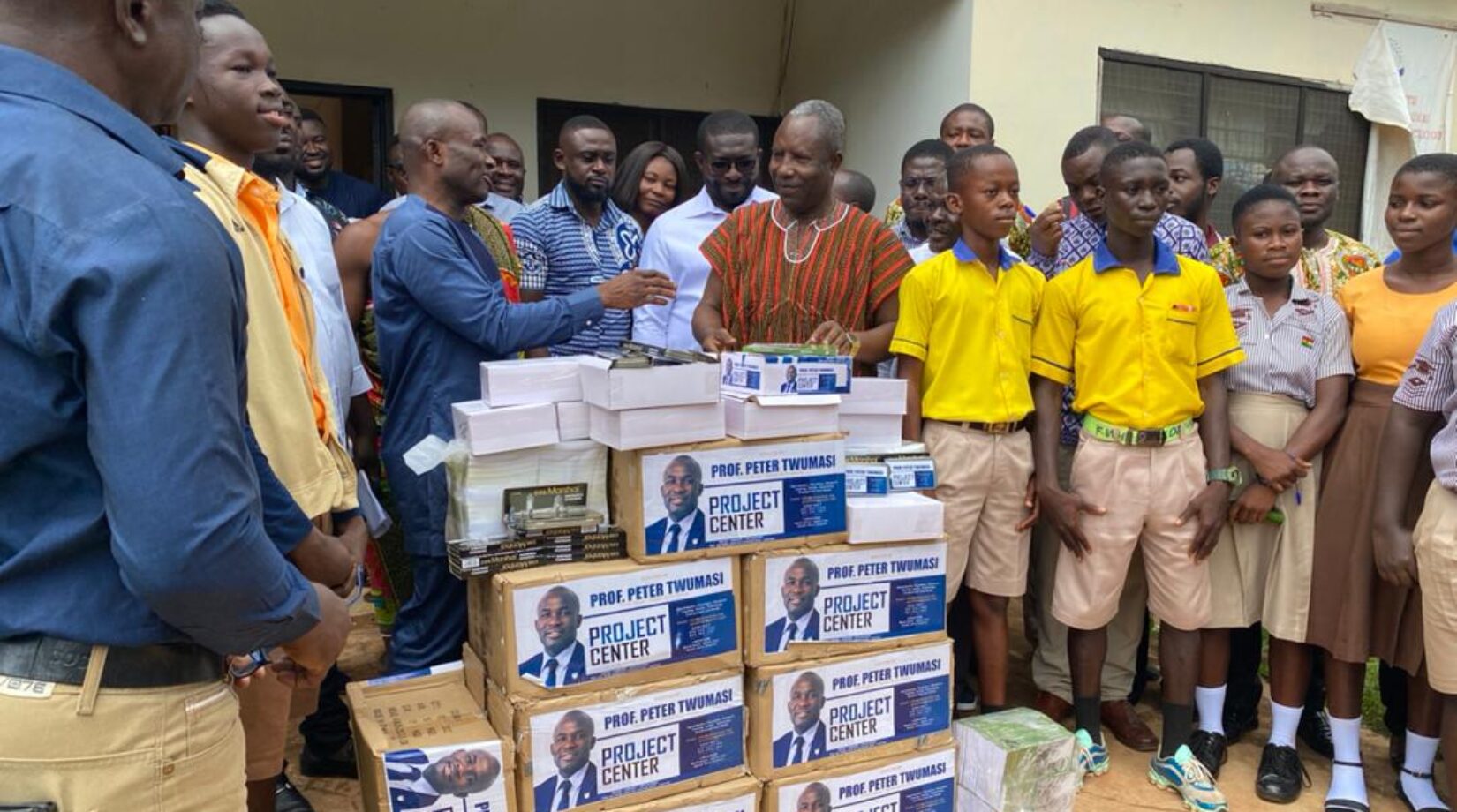 PRO.PETER TWUMASI DONATES EDUCATIONAL MATERIALS TO AHAFO ANO SOUTH WEST GES