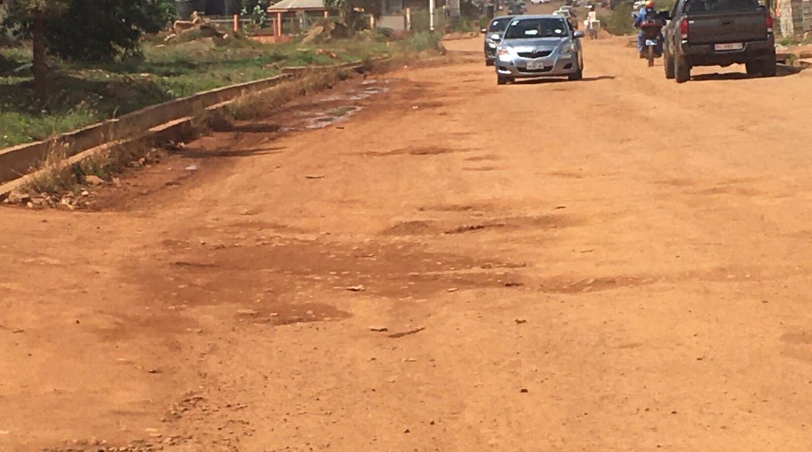 “FIX OBOFOUR ROUNDABOUT STRETCH TO ABATTOIR ROAD”-Residents beg Gov’t