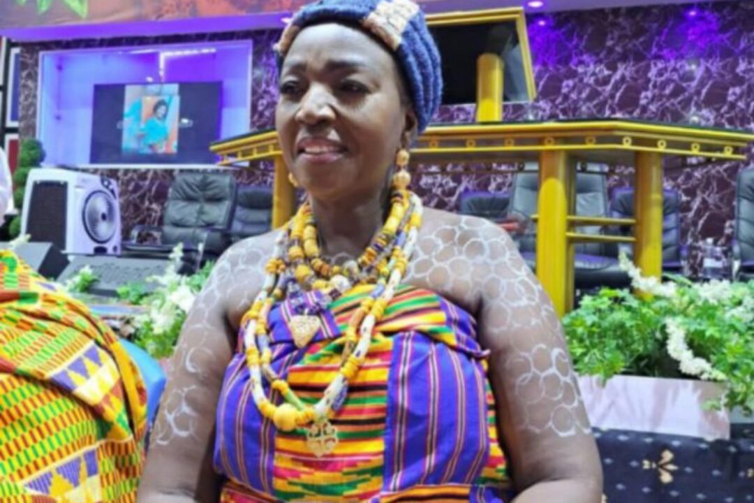 KSI:Nhyira FM’s Mama Efe honoured as Queen of Humanitarian Affairs by Prince Hampel World Outreach