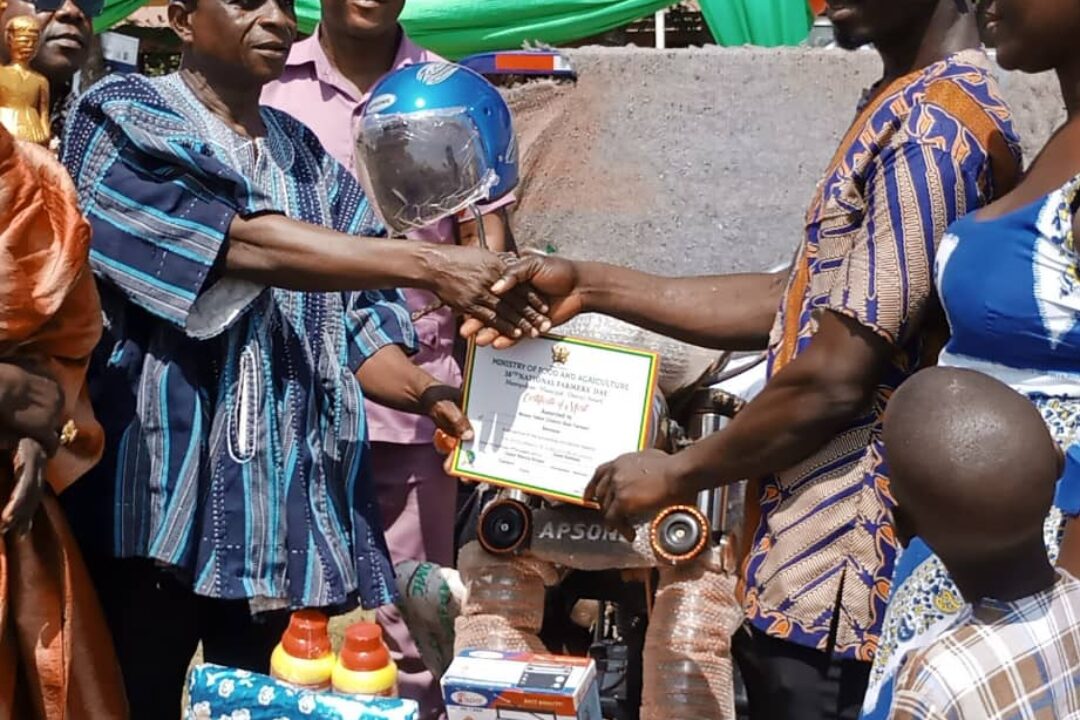 38th Nat’L Farmers Day:12 FARMERS RECEIVE AWARDS AT MANYA-KROBO DISTRICT