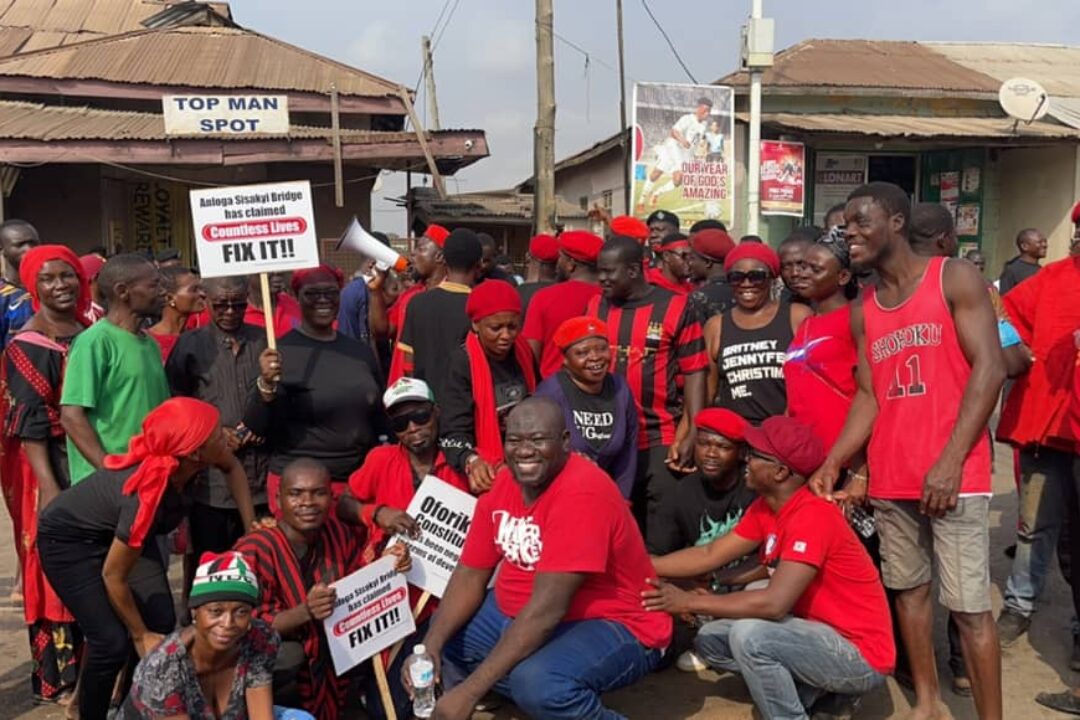 Oforikrom concerned youth pile pressure on MP, MCE to step down over neglect  