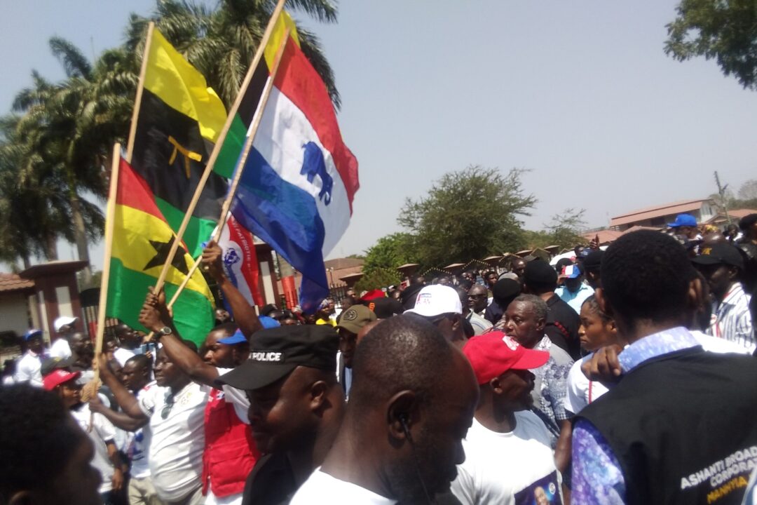 ALAN K ARRIVES IN KSI TO A ROUSING WELCOME