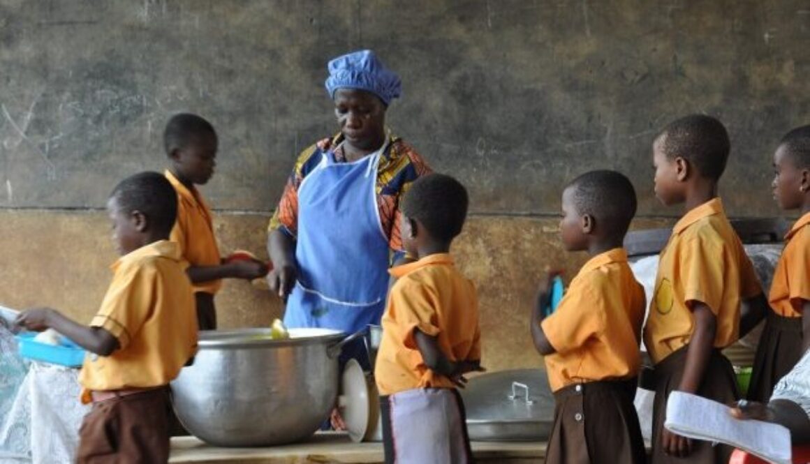 school-feeding-