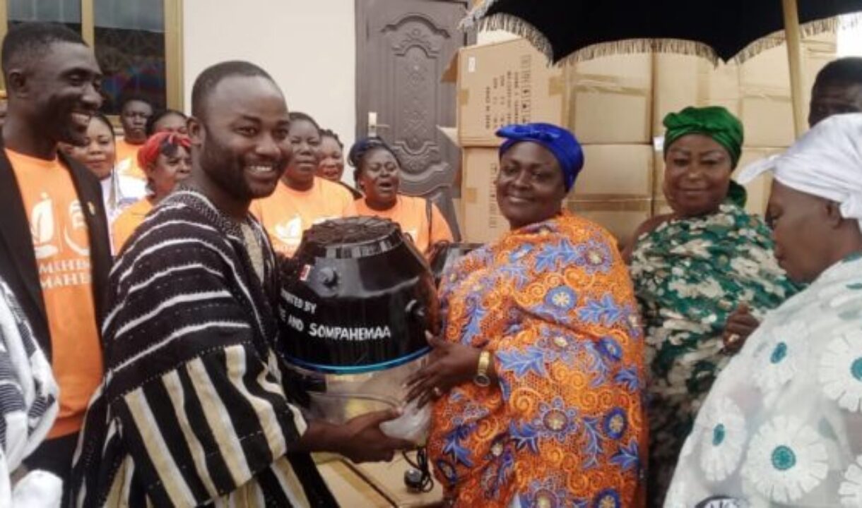 Sompahemaa Foundation Donates 20 -hairdryer to Bremanghemaa to be distributed to artisans