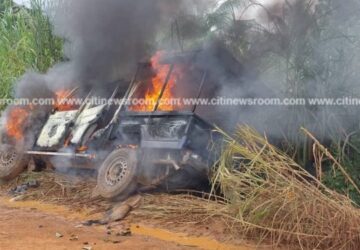 V/R:Residents clash with police in Godenu; 3 feared dead, police vehicle set ablaze