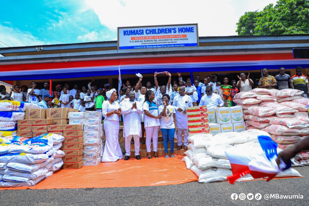 Dr.Bawumia donates to Kumasi Children’s Home on 60th birthday