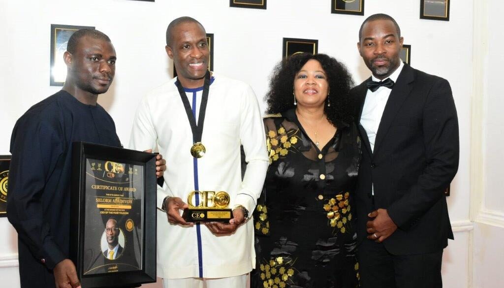 MTN Team with the CEO of the Year - Telecom Award