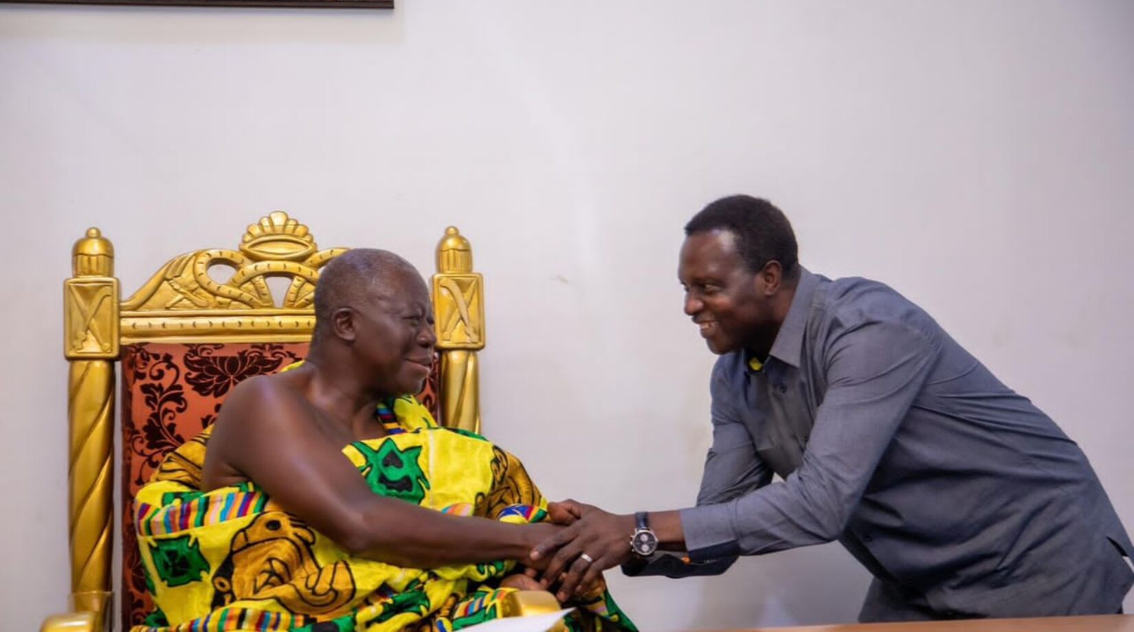 Asantehene endorses ongoing education reforms as he applauds Dr. Adutwum for his Vision