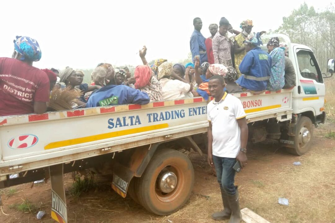 PC Leads Communal Labour To Help Open SHS At Drobonso