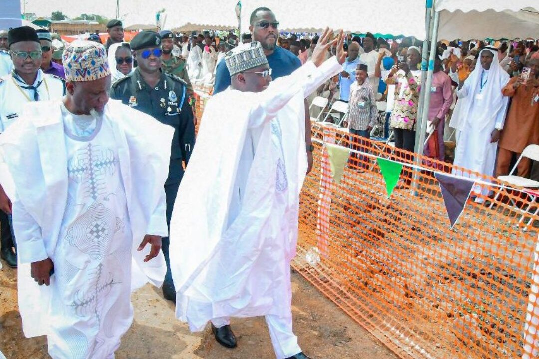 Bawumia lauds Ahmadiyya community’s contributions to Ghana’s development