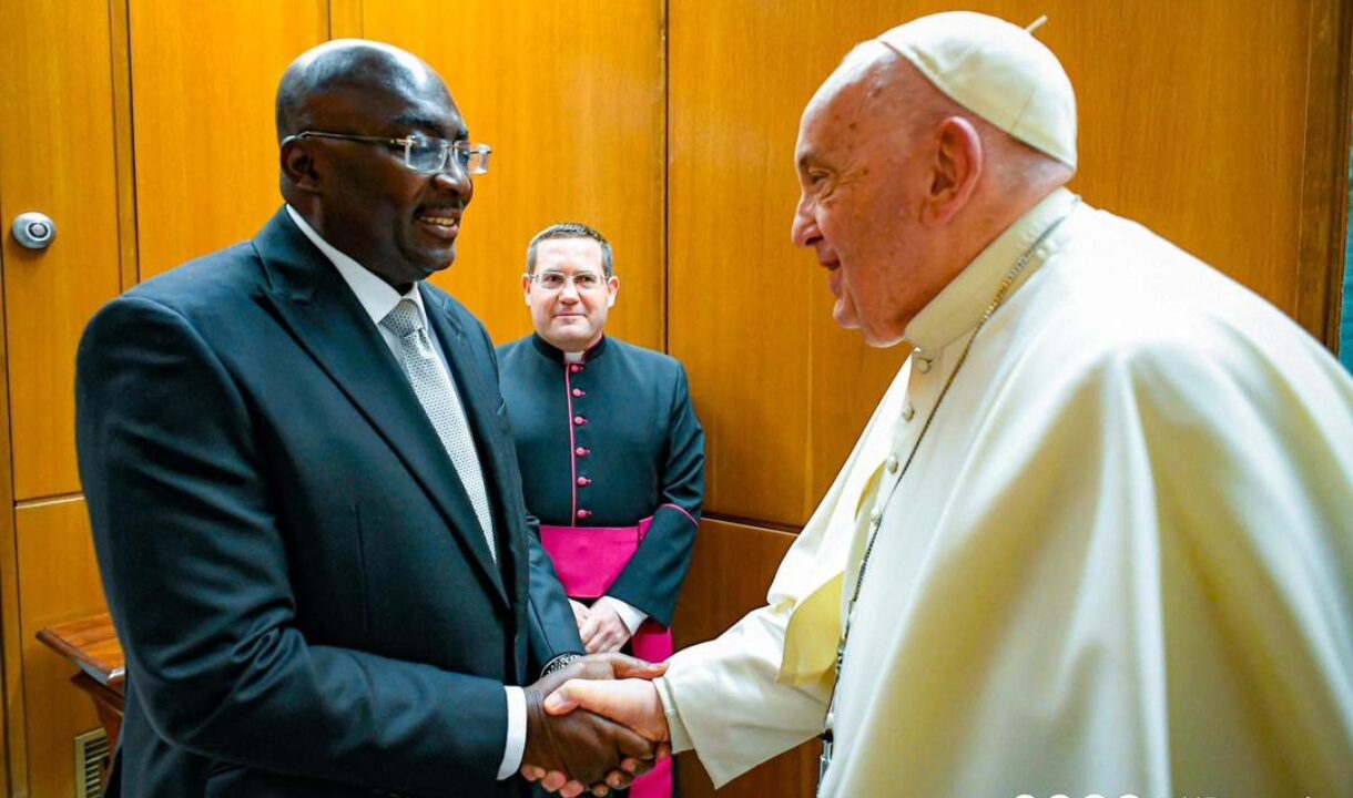 Dr.Bawumia meets Pope Francis
