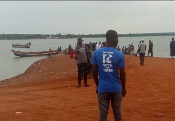 SAD NEWS:11 Drown, 5 missing as Service Boat capsizes on River