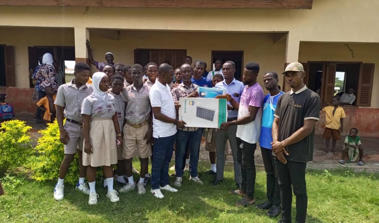 George Akom donates solar lights to Sekyere Afram Plans Junior High Schools