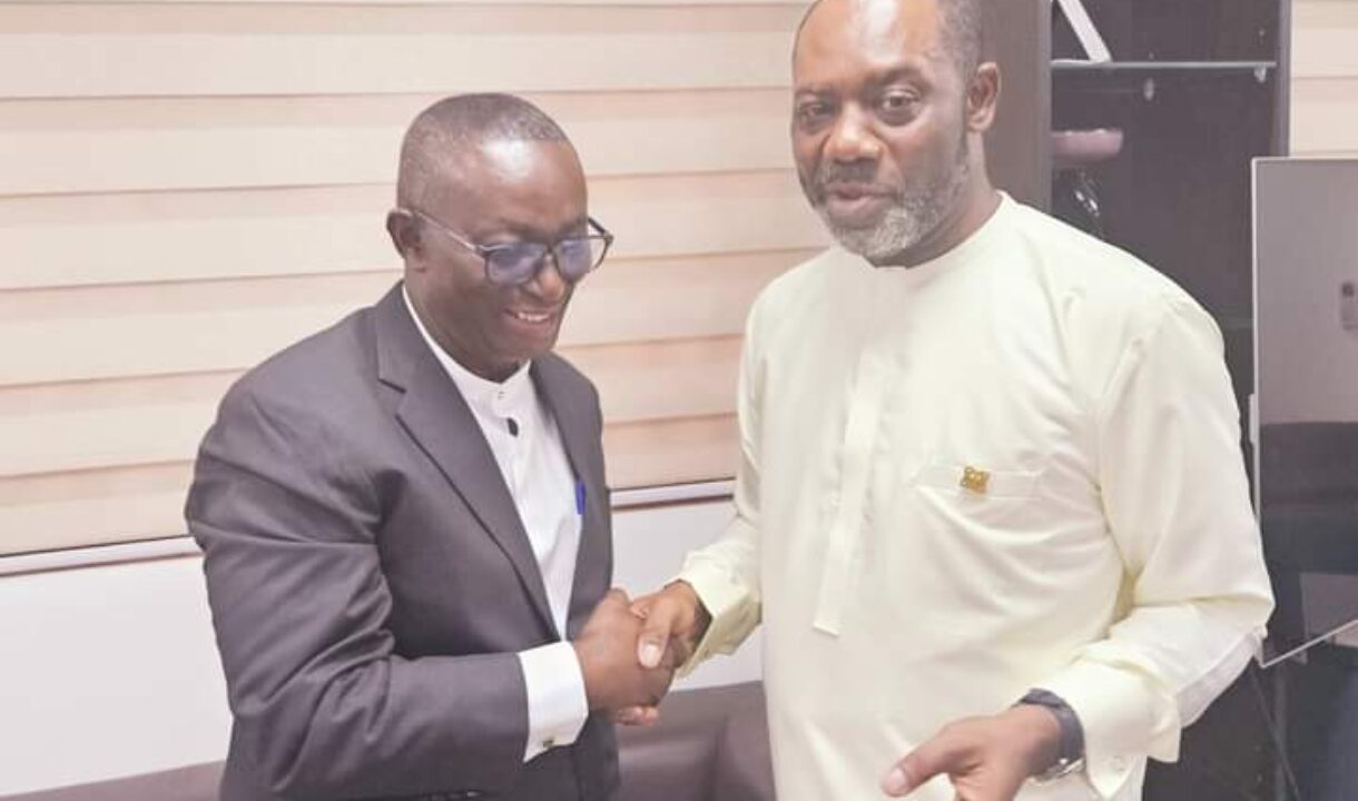 Exclusive Pictures:Napo engages Andy Appiah Kubi…