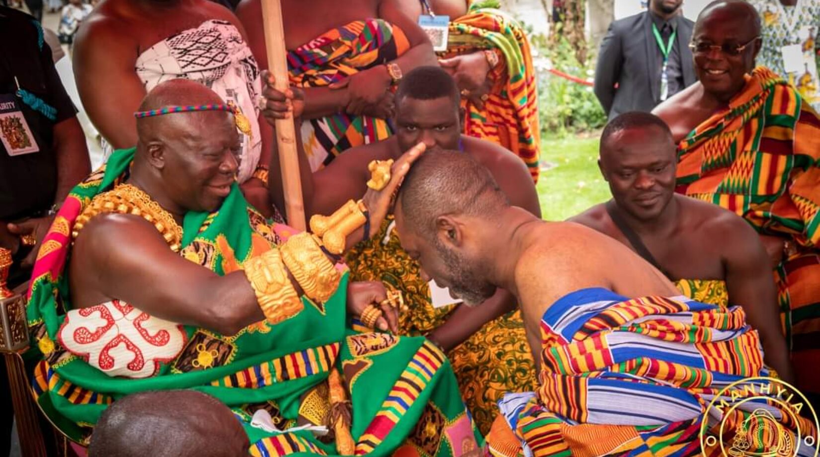 Asantehene blesses Napo in London ahead of Dec.7 elections