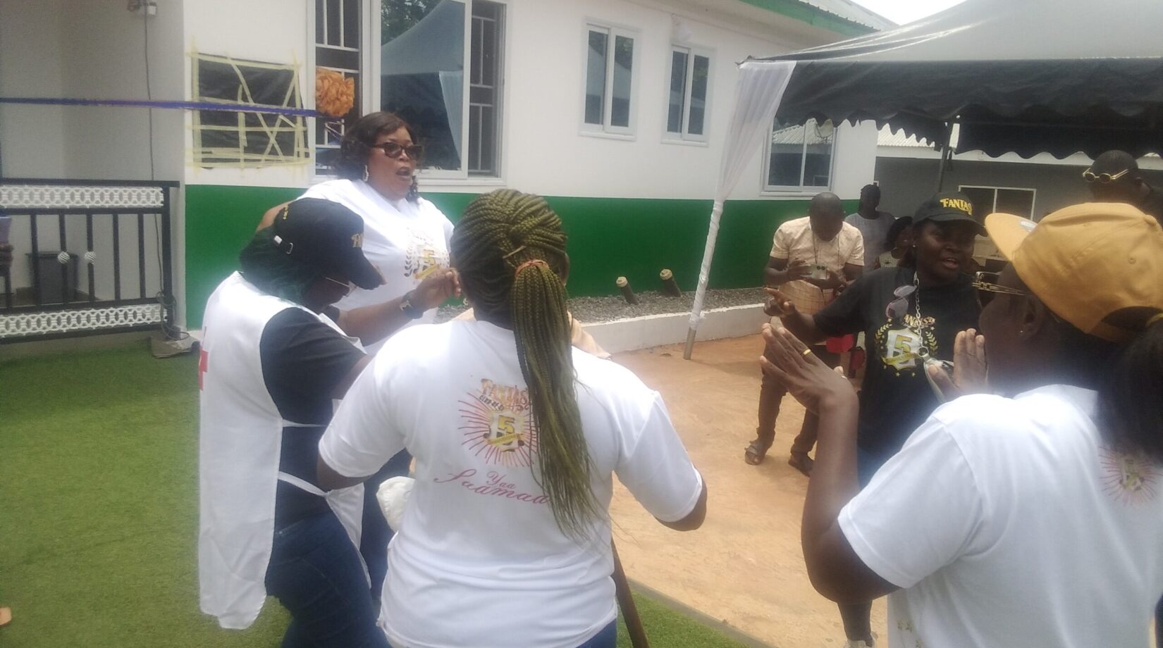 Fantasy Club of Daddy Lumba finances, inaugurates health centre at Nsuta-Amangoase