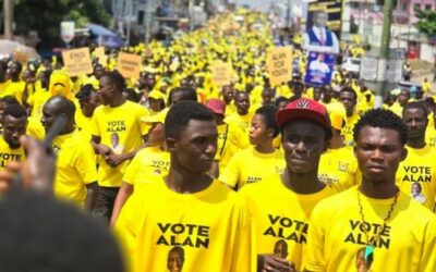 Pictures & video:Alan Cash shakes Kumasi with health walk