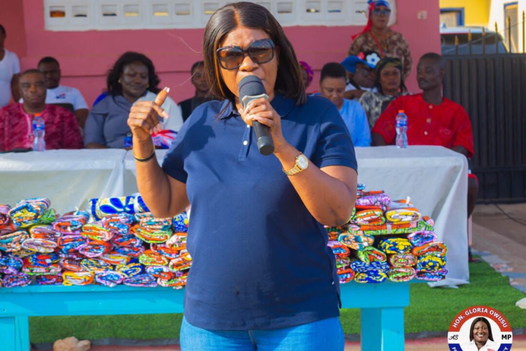 Madam Joannah Ntim,wife of NPP National Chairman continues with her door-to-door campaign with Gloria Owusu,PC for Trobu constituency