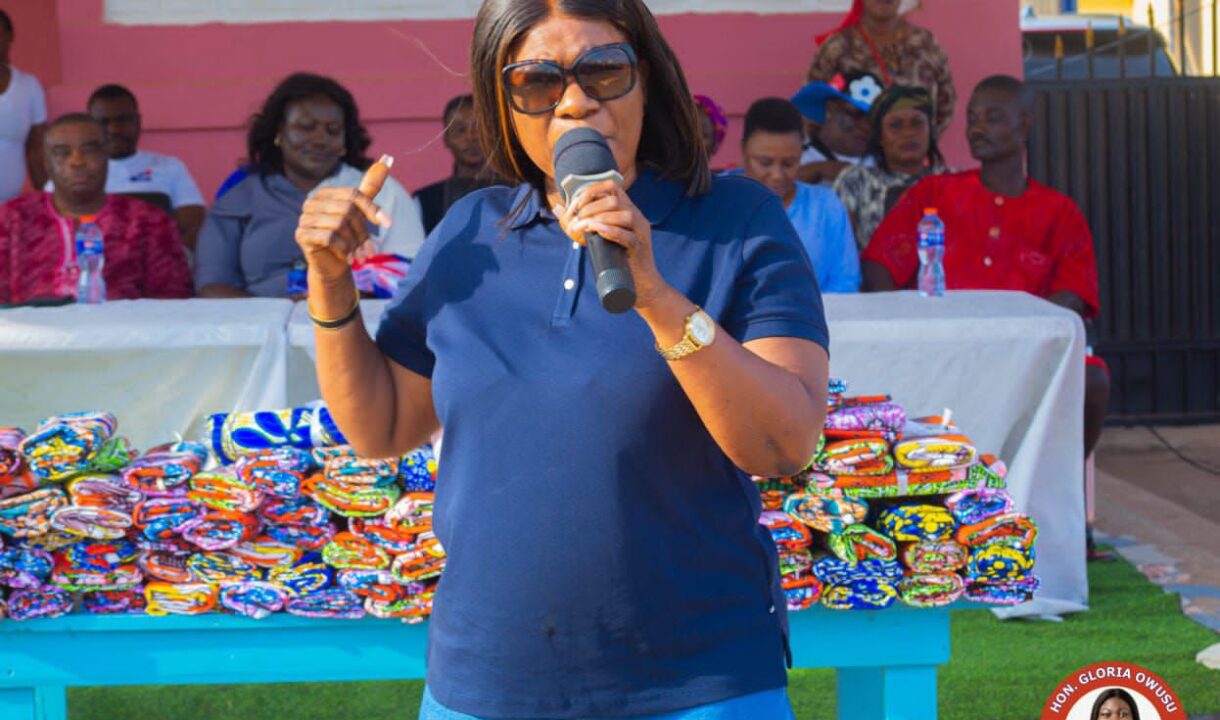 Madam Joannah Ntim,wife of NPP National Chairman continues with her door-to-door campaign with Gloria Owusu,PC for Trobu constituency