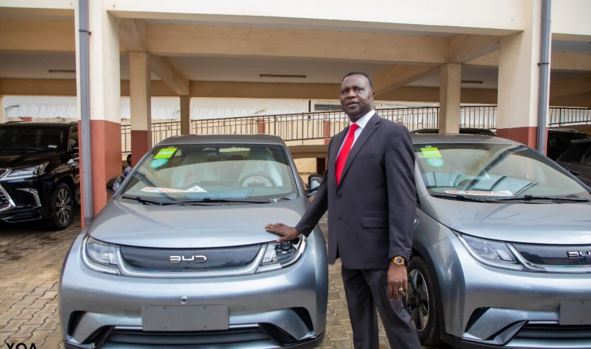 Education Ministry receives four electric vehicles from South Korea through DB Kim Junki Foundation