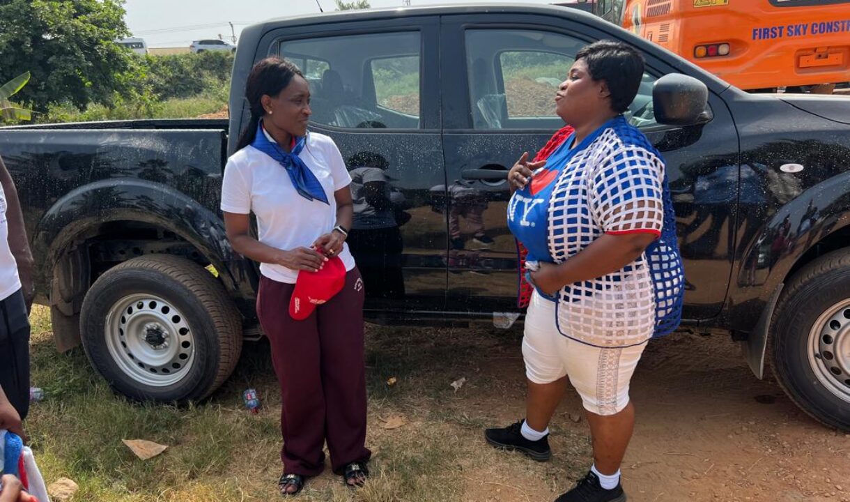 Abena Osei-Asare donates Pick-Up to Eastern Regional NPP Women’s Organiser