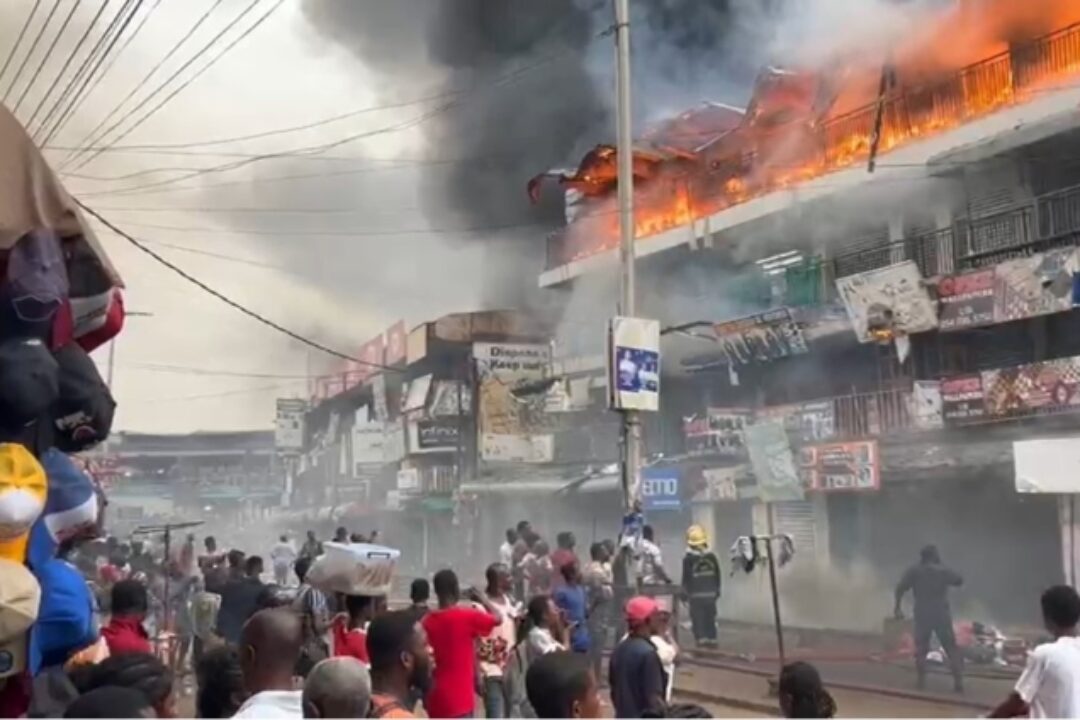Kumasi traders blame intermittent power cuts for Adum fire outbreak