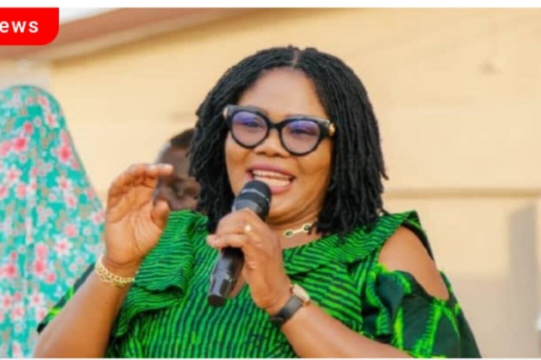Gender Minister and MASLOC CEO support Kumasi fire victims with GHS100k donation