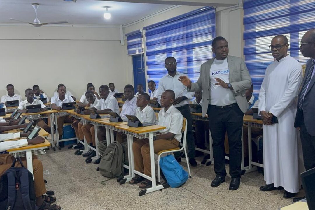 A/R:GES boss commissions smart classroom block at OWASS under digital learning initiative