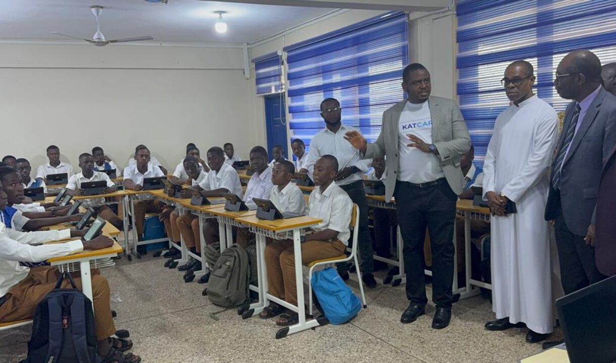 A/R:GES boss commissions smart classroom block at OWASS under digital learning initiative