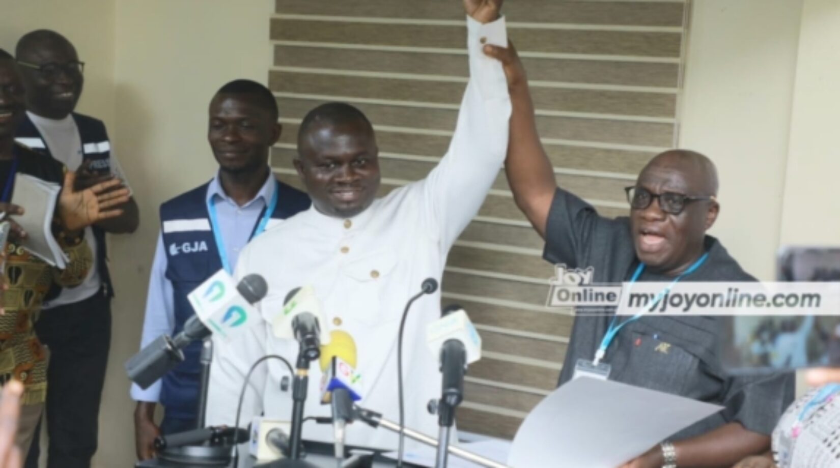 Albert Dwumfour receives overwhelming endorsement for re-election as GJA president