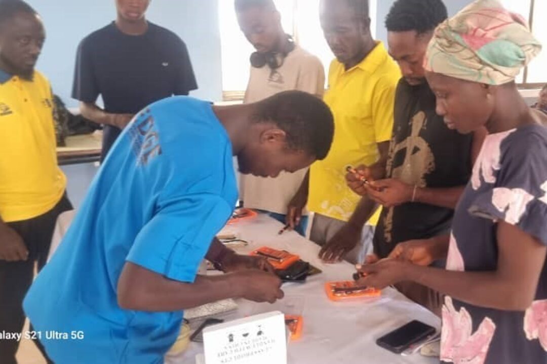 MTN GHANA EMPOWERS YOUTH WITH MOBILE PHONE REPAIR TRAINING AS 21 DAYS OF Y’ELLO CARE ENTERS WEEK TWO