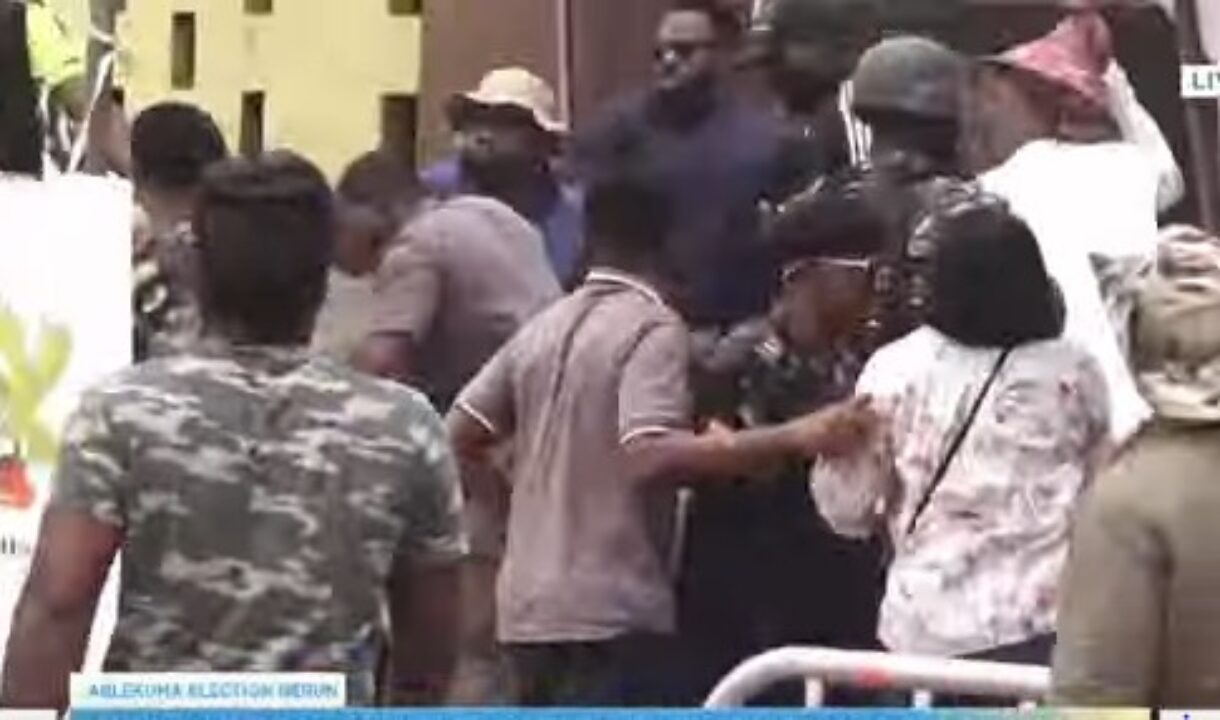 Ablekuma North: Ghana police personnel look on…as Hawa Koomson, Akua Afriyie assaulted by unknown Macho men