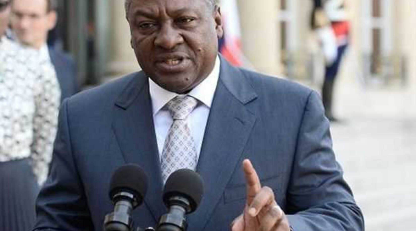 Prez Mahama woos Japanese investors… says Ghana cedi is World’s best performing currency