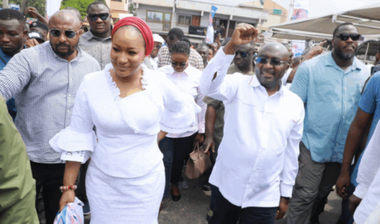 Focus your guns on NDC, not me – Bawumia tells contenders after filing nomination forms