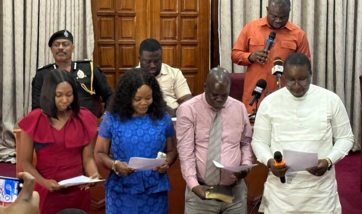 . GJA swears in new Ashanti Regional executives & urges them to embark on aggressive membership drive