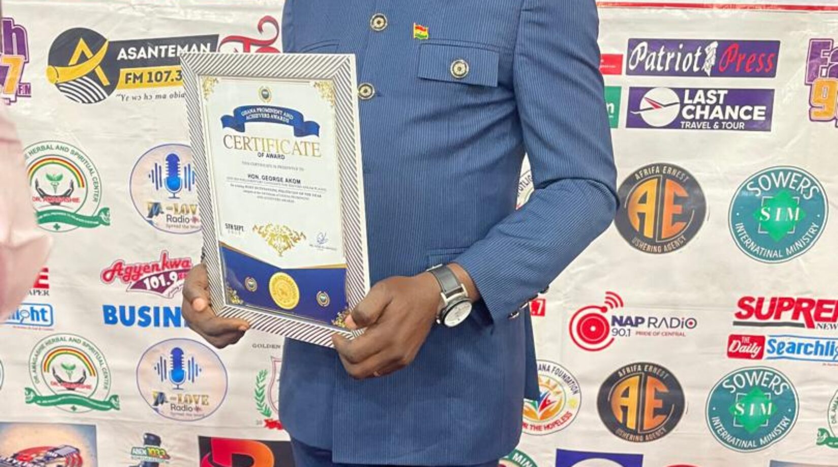 George Akom wins Outstanding Politician award at Ghana Prominent & Achievers Awards 2025