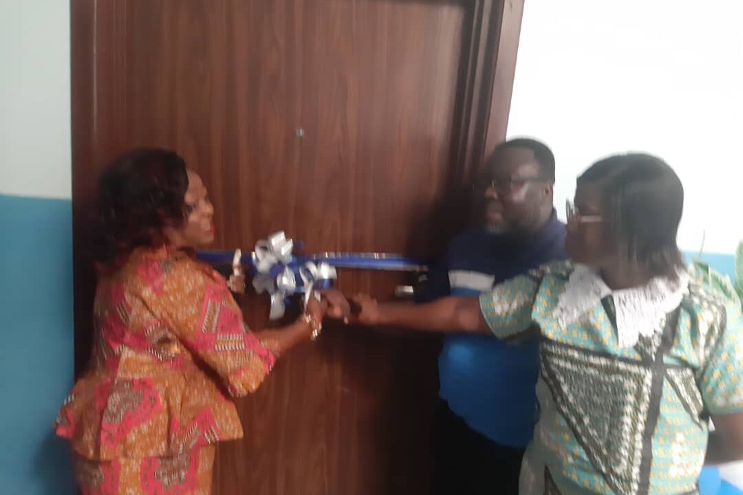 Stanbic bank hands over ICT centre to Ledzokuku Schools