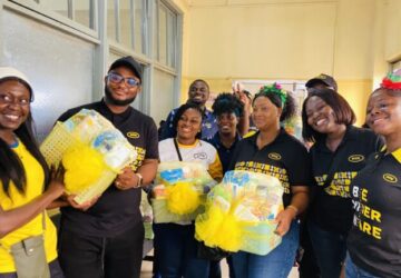 MTN Ghana donates 700 hampers to babies born on Christmas Day
