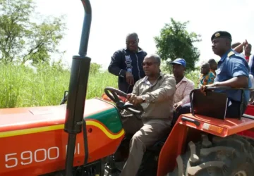 Prez.Mahama convenes emergency cabinet meeting over cocoa sector financing crisis