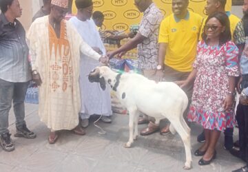 MTN Ghana donates big to Ashanti Regional Chief Imam to celebrate Eid-ul-Fitr