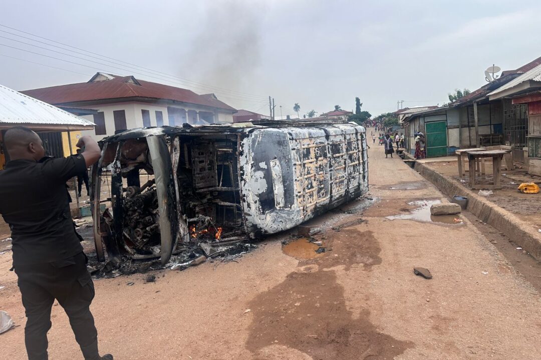 POLICE RESTORE CALM FOLLOWING CLASHES BETWEEN ASISIRIWA AND BRODEKWANO