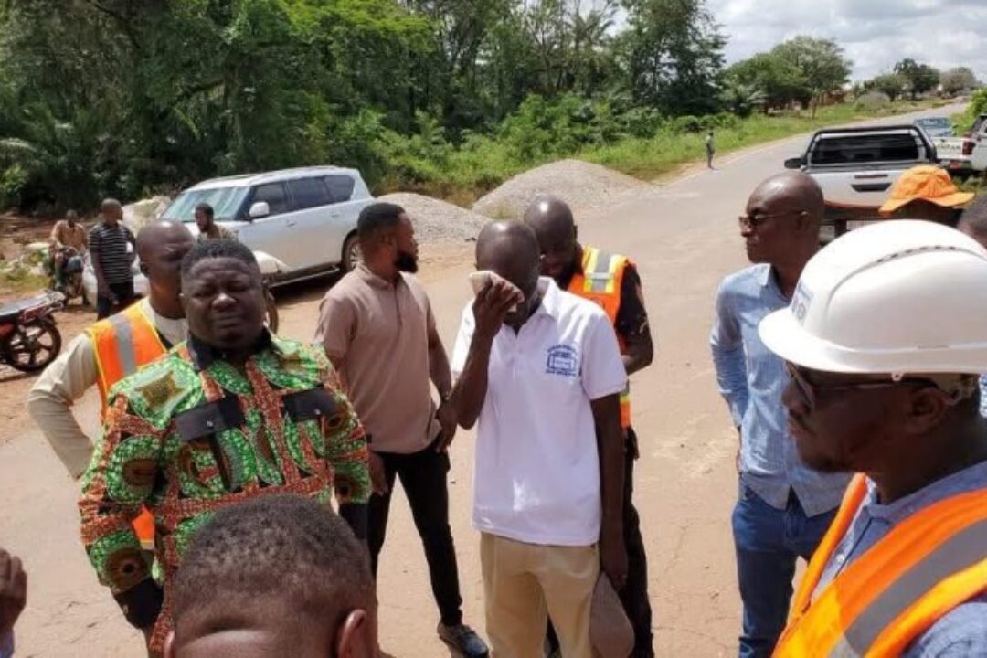 Work resumes on Mampong-Sataso collapsed bridge… as Ashanti minister reaffirms commitment to infrastructure development