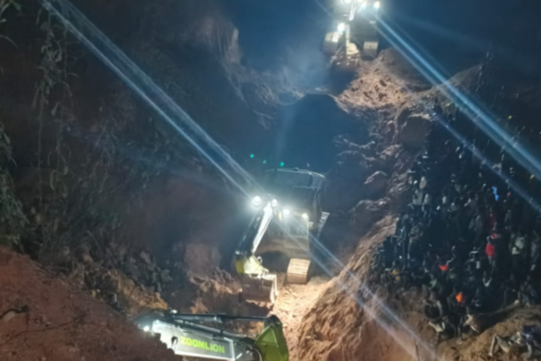 A/R:8 feared dead as illegal mining pit collapses at Domi Keniago